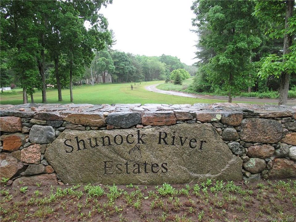 2nd image of 124E Babcock Rd