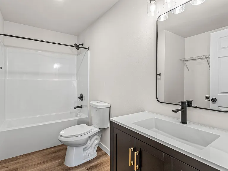1302 S 14th Ave — Photo 45