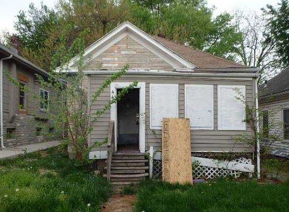 2nd image of 443 N Denver Ave