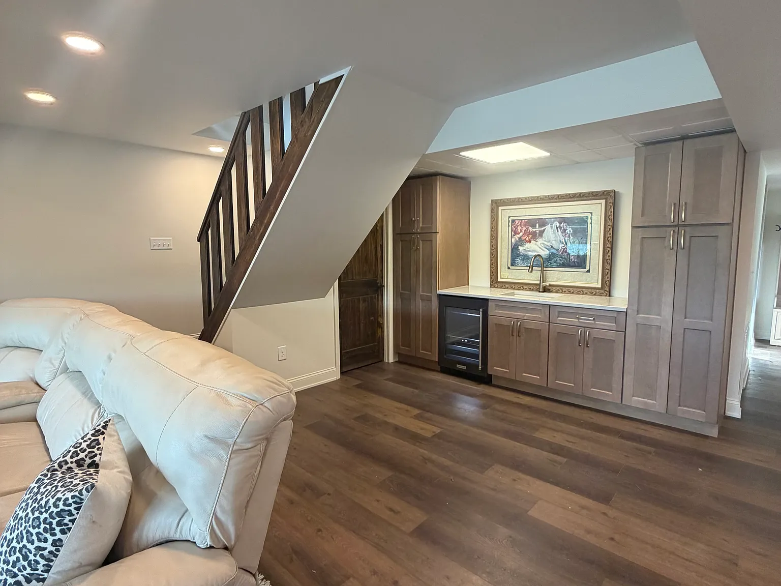 3 bed, 2000 sqft, $3,999 — Photo 3