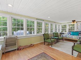 39 N Northbeach Rd, Raymond, ME 04071