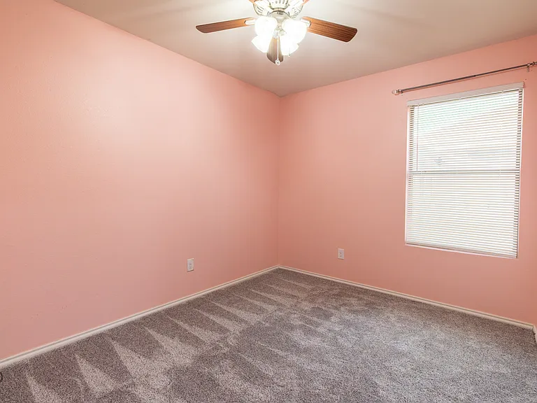 1218 Newman Ave — Photo 10