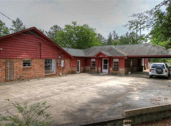 3rd image of 1622 Southern Oaks Dr