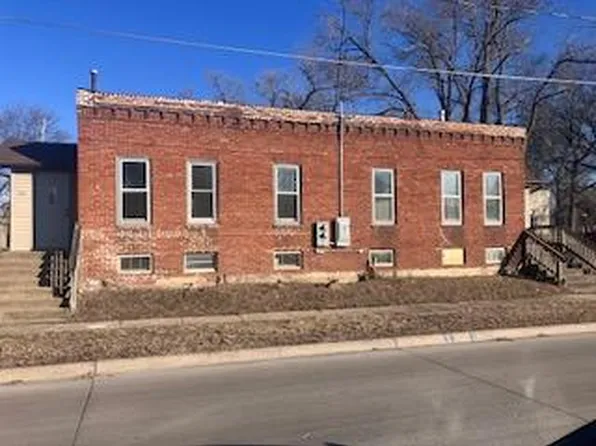 241-243 E 24th St, Des Moines, IA 50317