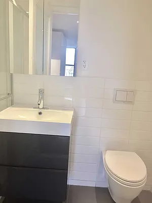 Rented by J Misrahi Realty Corp | media 28