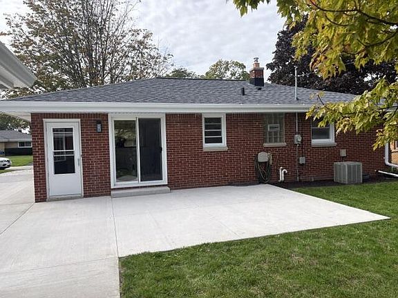 3rd image of 4428 S 63rd STREET