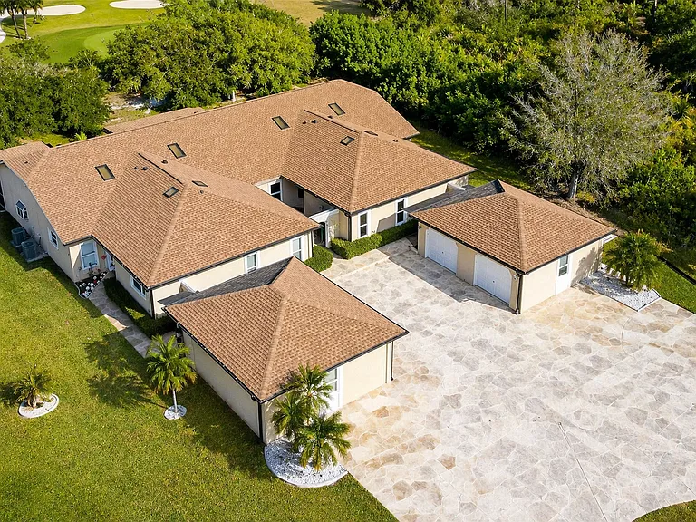 1203 Saxony Cir #A — Photo 12