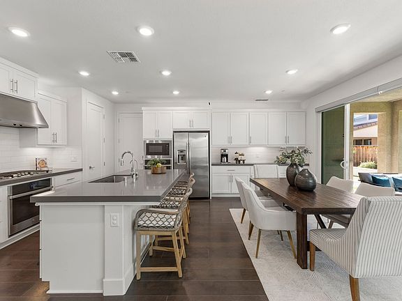 4th image of 5772 Juniper Way
