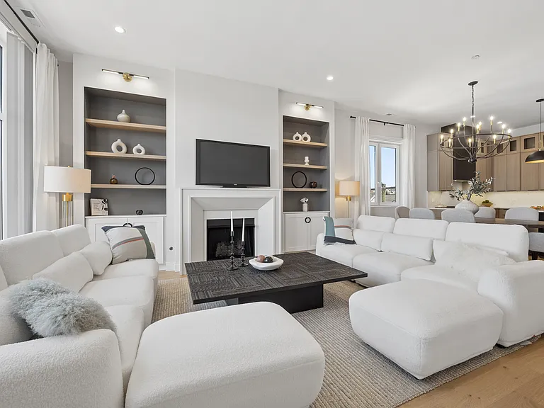 1615 W Irving Park Rd #3N — Photo 11