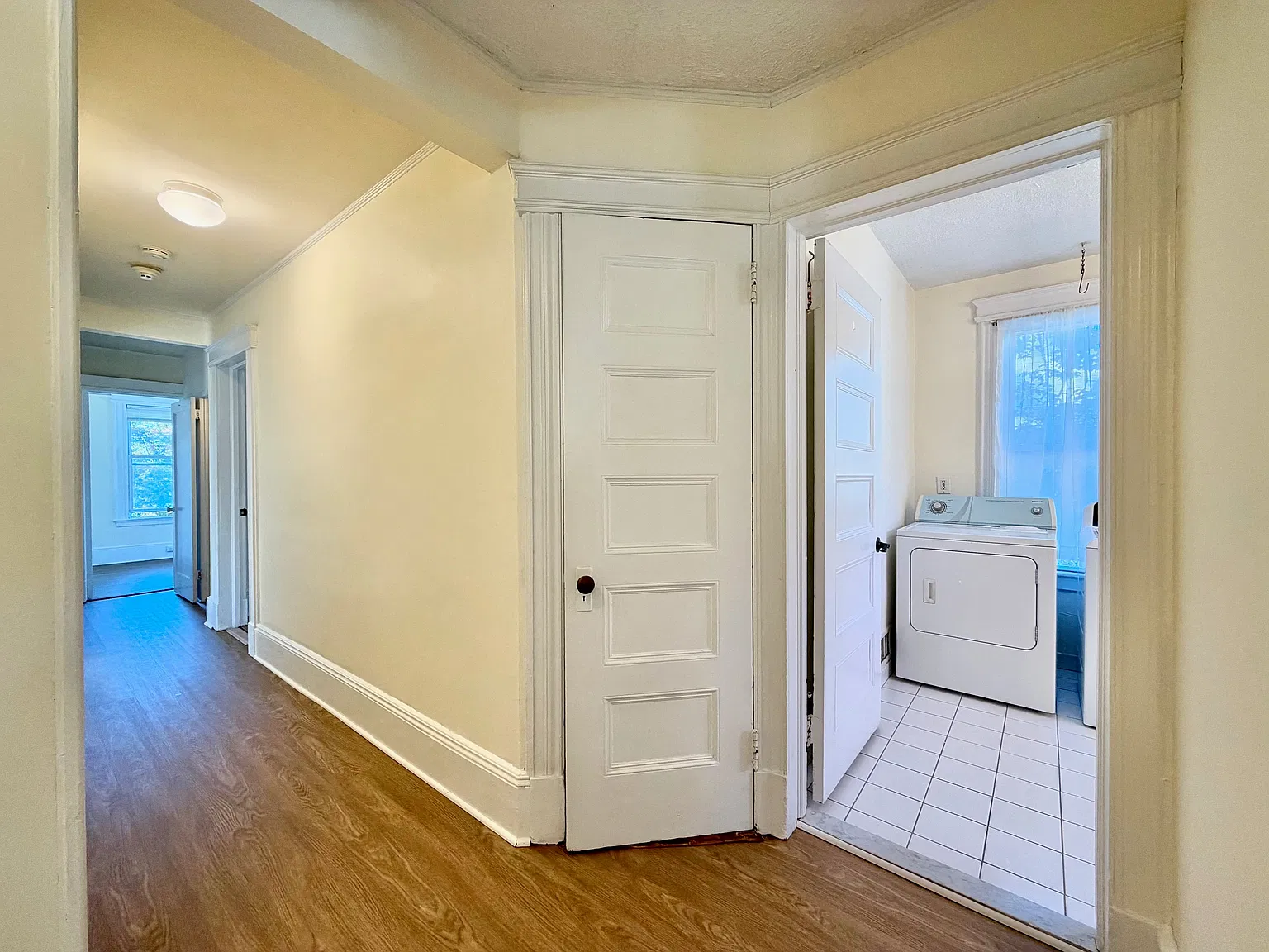 4 bed, $3,200 — Photo 4
