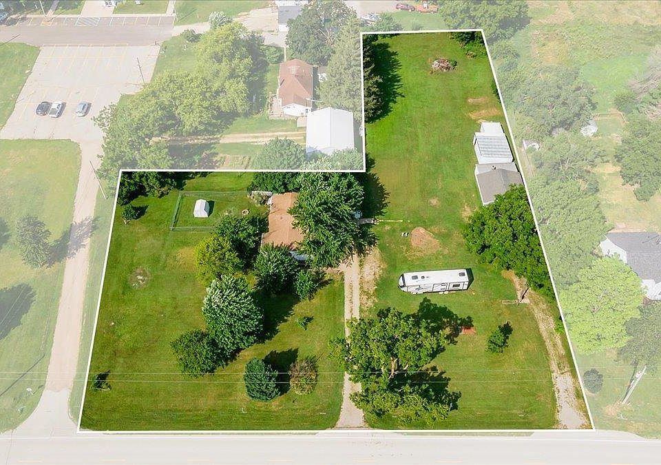1st image of 31827 Dodge Ave