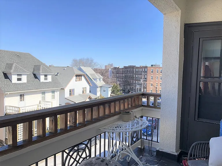 120 Glenville Ave #9.0 — Photo 9