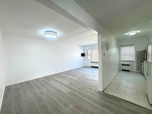 5th image of 6824 140th St #A