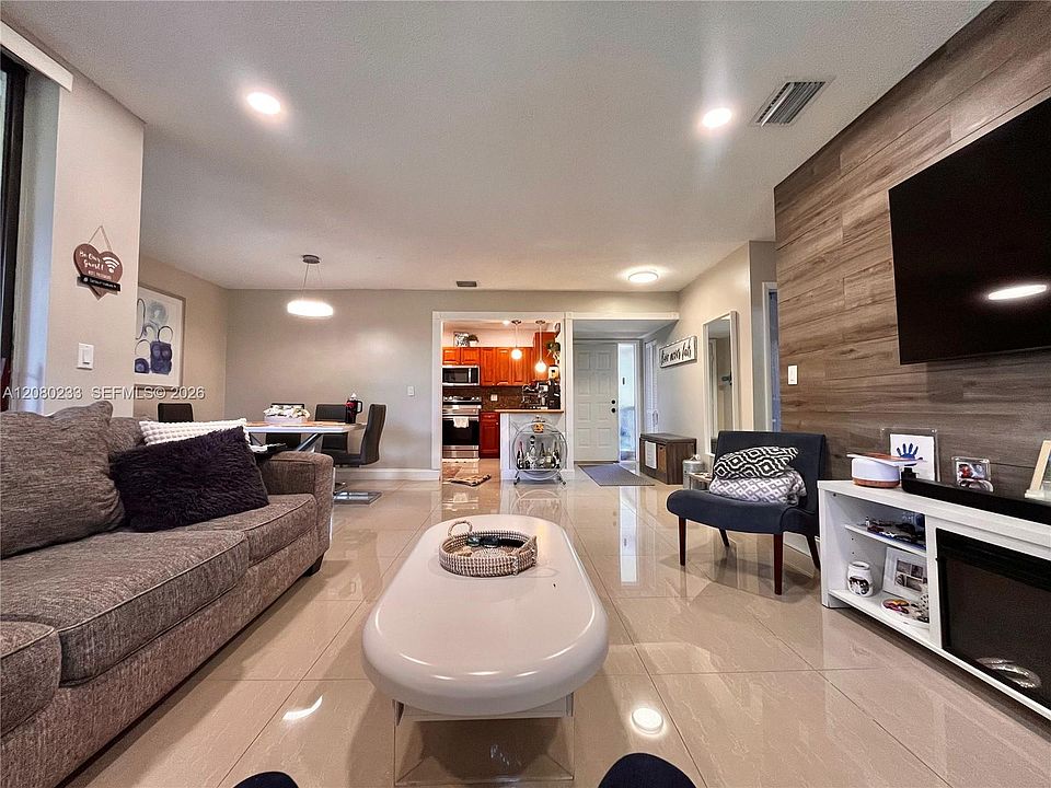1st image of 4511 Carambola Cir S #27300