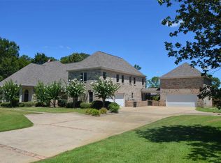 702 Tanglewood Dr, Madison, MS 39110