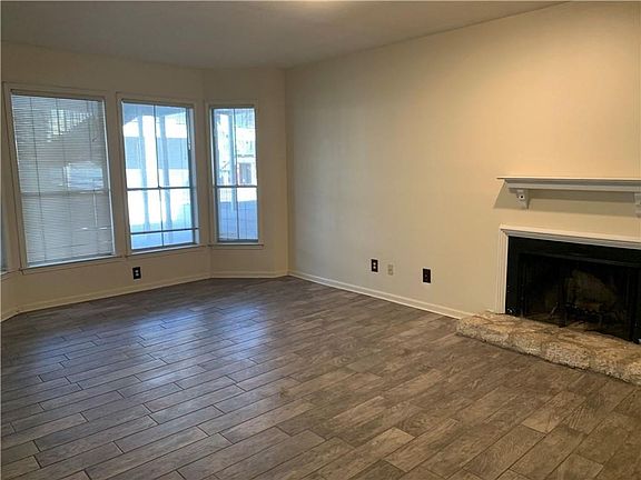 3rd image of 2529 Rio Grande St APT 76