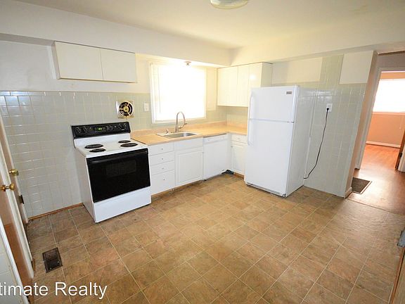 4th image of 1625 Saint Malachy Ln