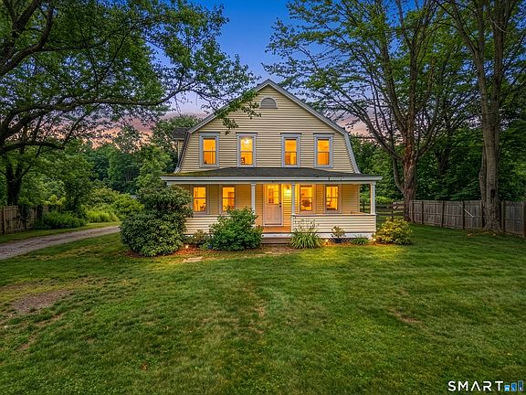 2nd image of 42 Neck Road