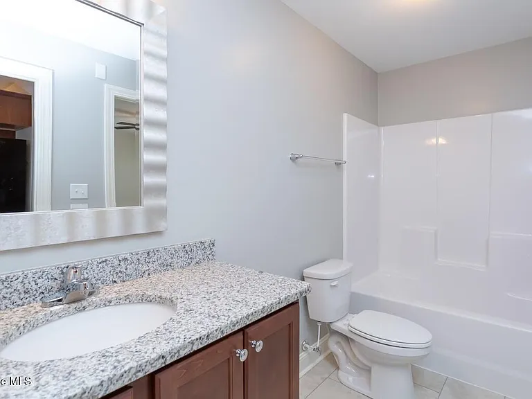 212 Orlando Way #C — Photo 7