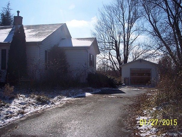 2nd image of 441 Elliston Rd