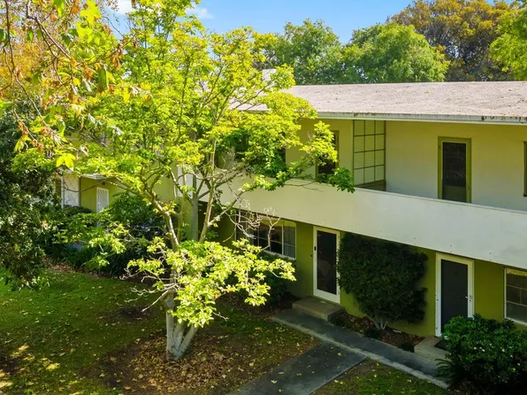 5479 Village Grn, Los Angeles, CA 90016