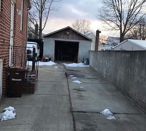 4th image of 22518 111th Ave