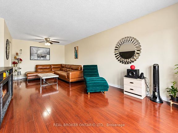 3rd image of 54 Millhouse Cres