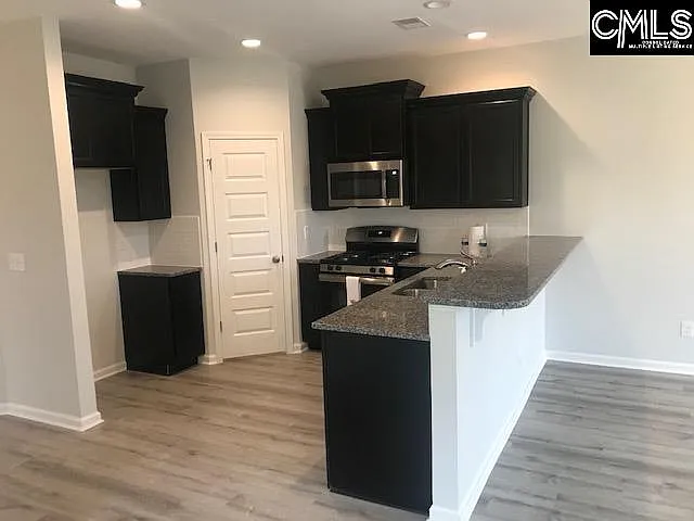 1106 Bergenfield Ln — Photo 2