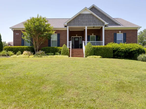 3715 Petty Ln, Columbia, TN 38401