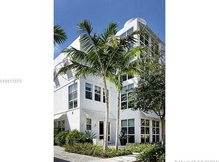 220 Zoe Way, Miami Beach, FL 33141