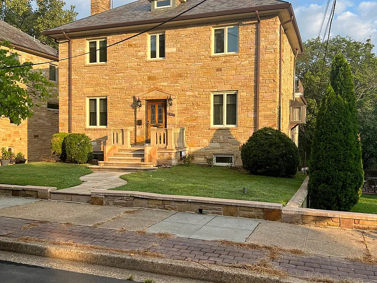 house front faces East