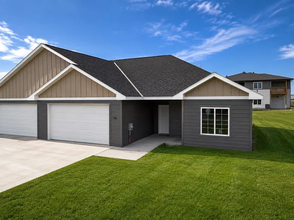84 Preston Drive, North Platte, NE 69101