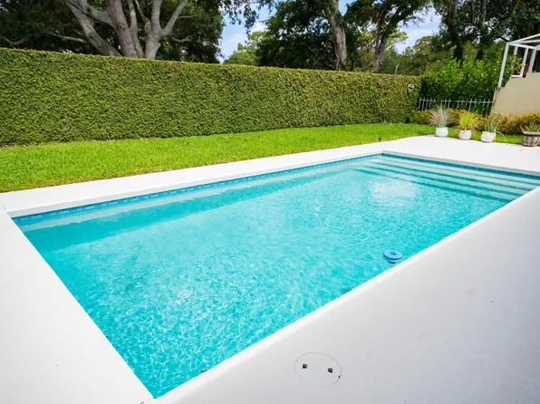 447 Kelsey Park Drive, Palm Beach Gardens, FL 33410