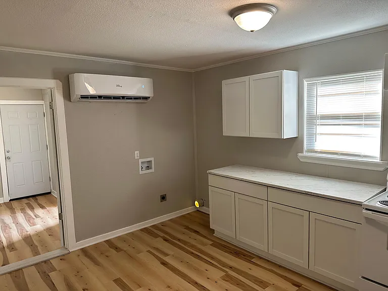 749 N Planters St — Photo 14