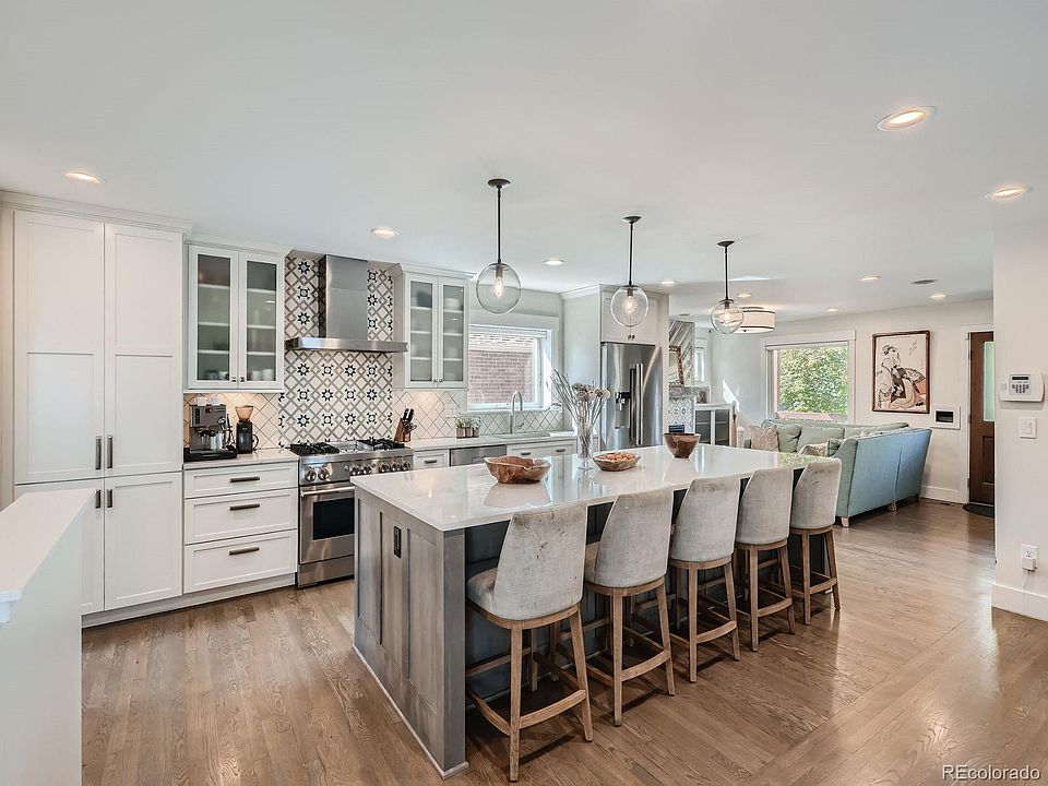 1st image of 4130 E 16th Avenue