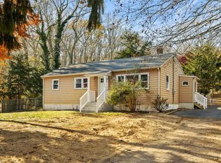 55 Tallwood Ln, Mattituck, NY 11952