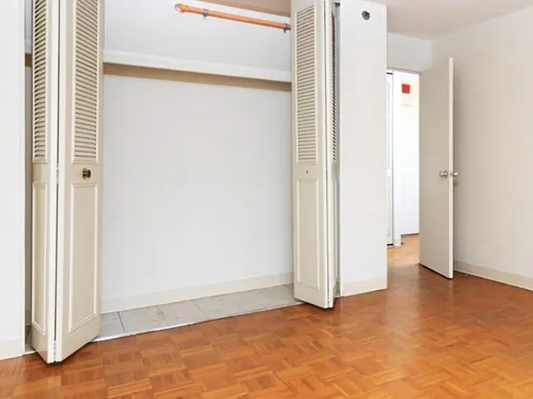 1025 Hancock St #6D — Photo 10