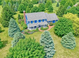 S87W34722 Nesting Ln, Eagle, WI 53119