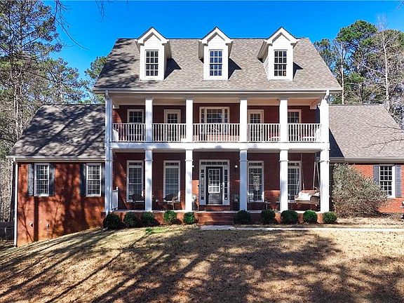 3rd image of 5875 Sandy Creek Rd