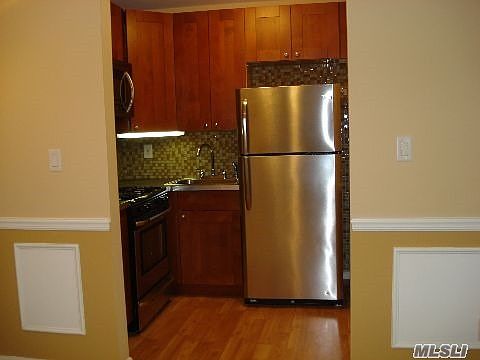 5th image of 36 Fargo Ct