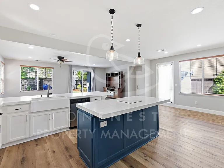 2127 Ranch View Dr — Photo 21