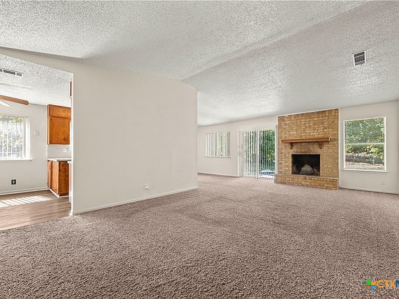 3rd image of 3207 Bermuda Dr