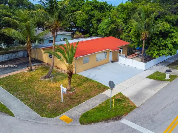 11 NE 21st St, Pompano Beach, FL 33060