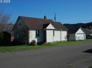 305 S 21st St, Reedsport, OR 97467