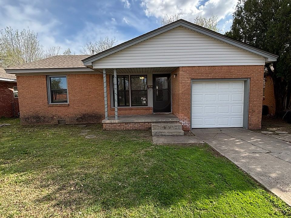 1st image of 822 Denison Dr