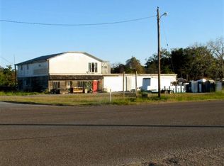 1404 Hwy 35 S, Rockport, TX 78382