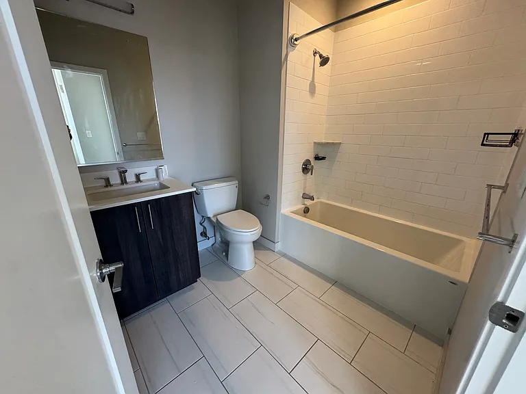 Hillside Residence — Photo 34