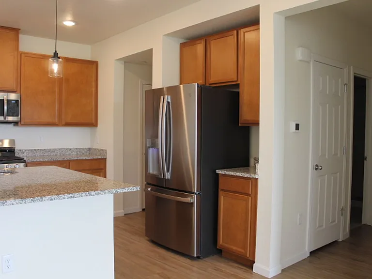 9992 W Victoria Pl #205 — Photo 7