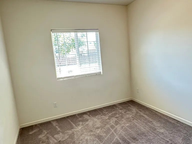 513 Tolman Way — Photo 8