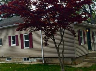 85 John St, Warwick, RI 02889